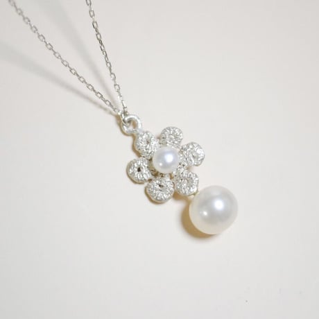 お花のネックレス〜silver925〜