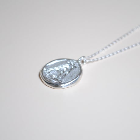 Kettiオリジナルコイン型イニシャルネックレス 〈A〉〜silver925〜