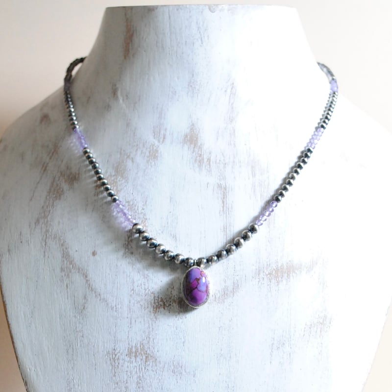 モハベターコイズ(紫に着色)とアメジストのネックレス 〜silver925