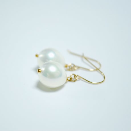 淡水パールの雫ピアス〜14kgf〜