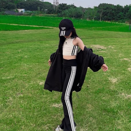 サイドラインストレッチパンツ