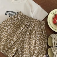 reoperd half pants