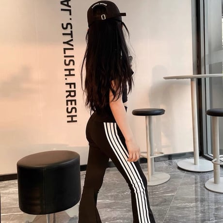 サイドラインストレッチパンツ