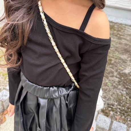 one shoulder
