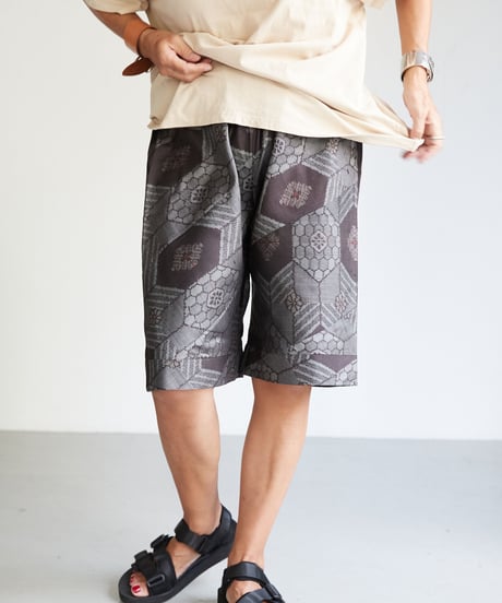 short pants / 大島紬（茶亀甲柄）