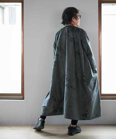 long sleeve dress / 大島紬（グレーに黒模様）