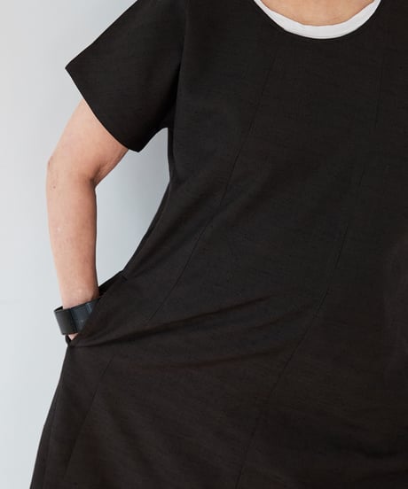 new french sleeve dress  / 紬（黒茶色）