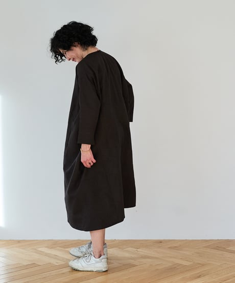 long sleeve dress  / 紬（焦茶色）