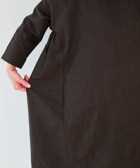 long sleeve dress  / 紬（焦茶色）