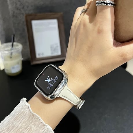 【保護ケース付き】アップル ウォッチ バンド 女性 人気 apple watch バンド レザー 細い M204