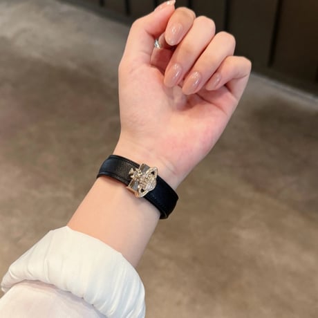 アップル ウォッチ 10 バンド 女性 人気 apple watch 革 バンド かわいい マグネット M290