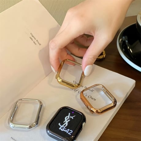 アップル ウォッチ ケース おしゃれ apple watch カバー シルバー/ゴールド M107