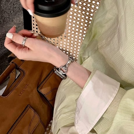 「V619」アップル ウォッチ バンド 女性 おしゃれ apple watch バンド おすすめ