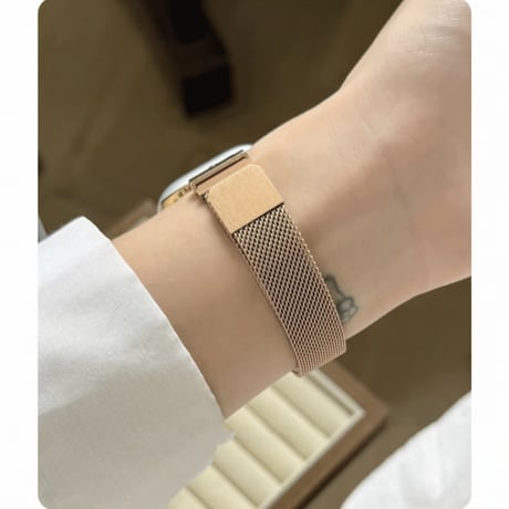 「V742」アップルウォッチ バンド 女性 蒸れない apple watch マグネット バンド かわいい