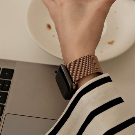 「V491」アップル ウォッチ バンド 蒸れ ない apple watch ステンレスバンド ＋カバー2点セット