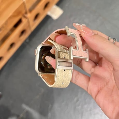 「V706」アップルウォッチバンド マグネット 42mm/46mm apple watch 革 バンド 高級