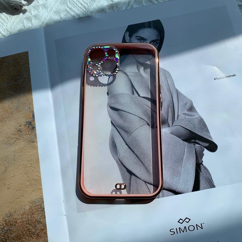 V153」iphone14proケース ストーンデコカメラレンズ iphone13/12ケ