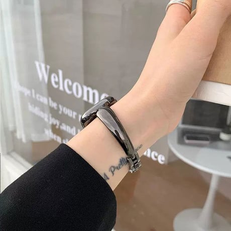 「V421」アップル ウォッチ バンド おしゃれ 女性 apple watch ステンレスバンド ブレスレット