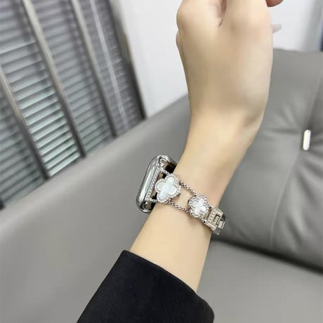 【V025-1】四葉のクローバーのapple watchバンド キラキラ アップル ウォッチ バンド 可愛い ブレスレット