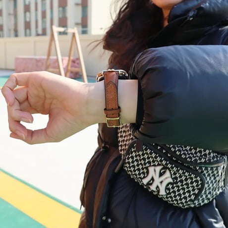 「V307」アップル ウォッチ バンド 女性 人気 apple watch フレーム 2点セット