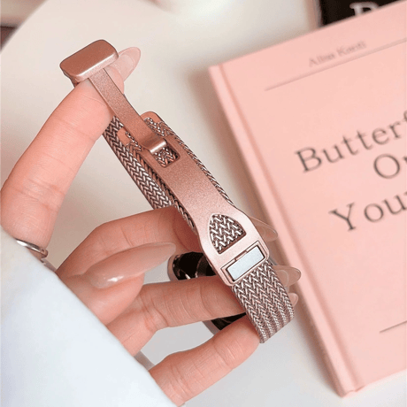 「V624」アップル ウォッチ バンド マグネット apple watch バンド 細め 女性