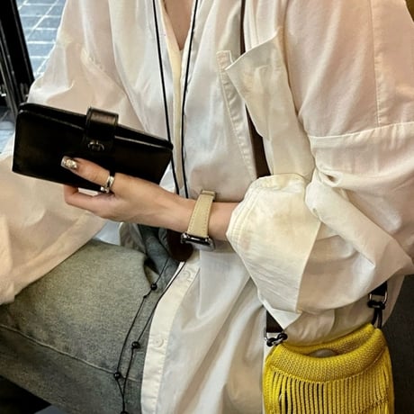 「V661」アップルウォッチバンド マグネット apple watch バンド レザー 女性