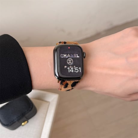 「V722」ヒョウ柄 アップルウォッチバンド 新型S11/Ultra3対応 apple watchバンド 四葉のクローバー
