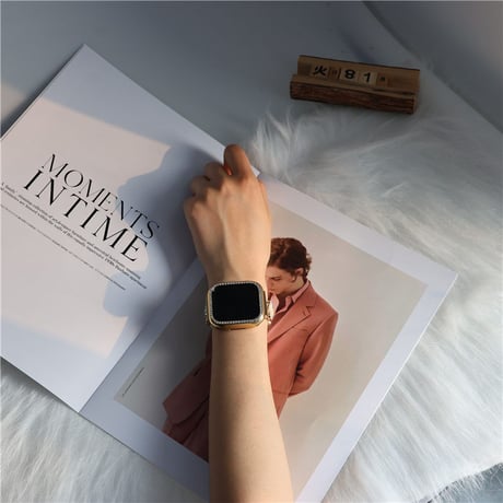 「V191」アップル ウォッチ バンド 女性 人気 四葉のクローバー かわいい apple watch プレスレット バンド+カバー2点セット