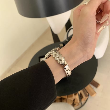 「V713」apple watch バンド おしゃれ 女性 キラキラ アップル ウォッチ ブレスレット