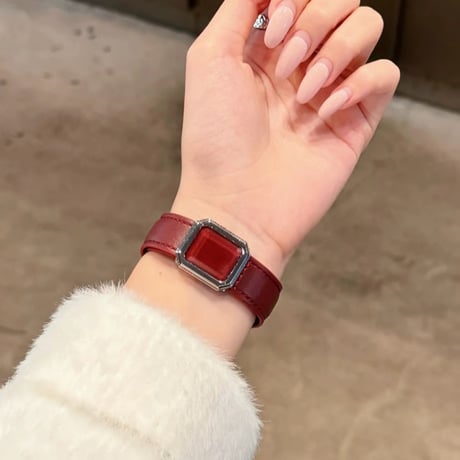 「V731」アップル ウォッチ バンド マグネット 42mm/46mm apple watch レザーバンド 女性