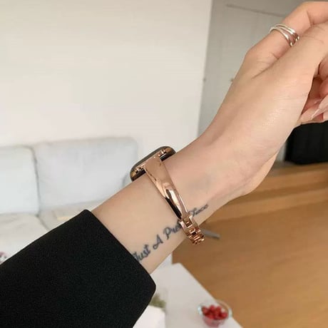 「V421」アップル ウォッチ バンド おしゃれ 女性 apple watch ステンレスバンド ブレスレット