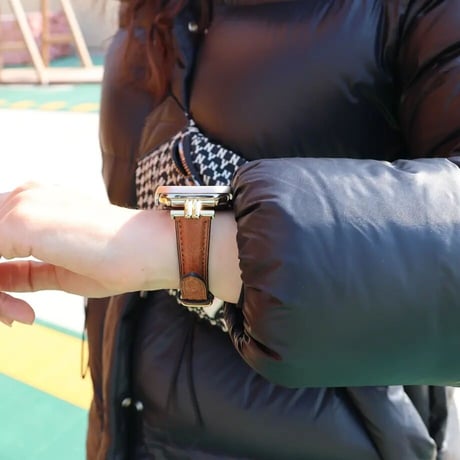 「V307」アップル ウォッチ バンド 女性 人気 apple watch フレーム 2点セット