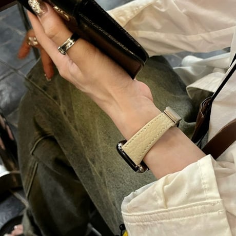 「V661」アップルウォッチバンド マグネット apple watch バンド レザー 女性