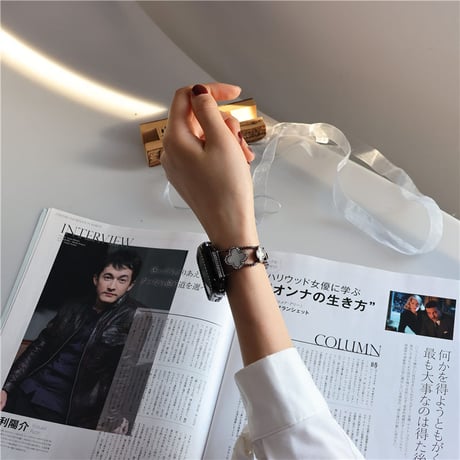 「V191」アップル ウォッチ バンド 女性 人気 四葉のクローバー かわいい apple watch プレスレット バンド+カバー2点セット