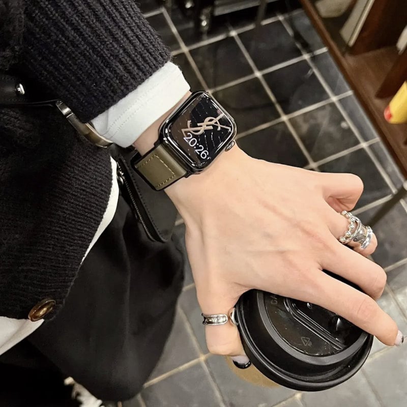 コーチ アップルウォッチ 8 シリーズ スーツに合うバンド 革 本革 V575  