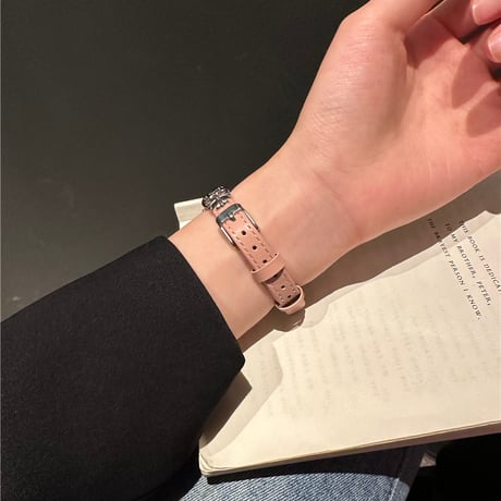「V598」アップル ウォッチ バンド 女性 おしゃれ apple watch 革 バンド 高級