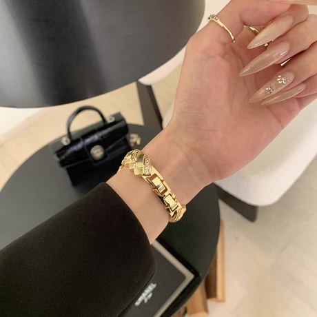 「V713」apple watch バンド おしゃれ 女性 キラキラ アップル ウォッチ ブレスレット