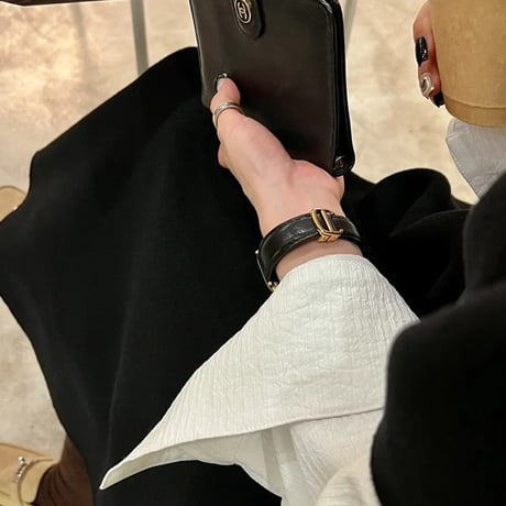 「V584」アップル ウォッチ バンド 女性 dバックル apple watch 革 バンド 高級