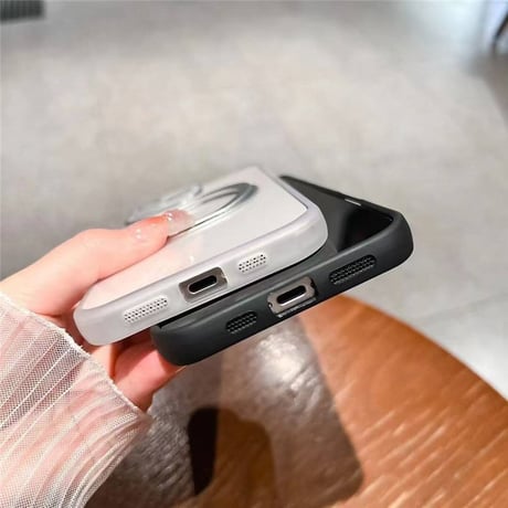 「V701」iphone16/16e ケース 360°回転スタンド magsafe対応ケース クリア