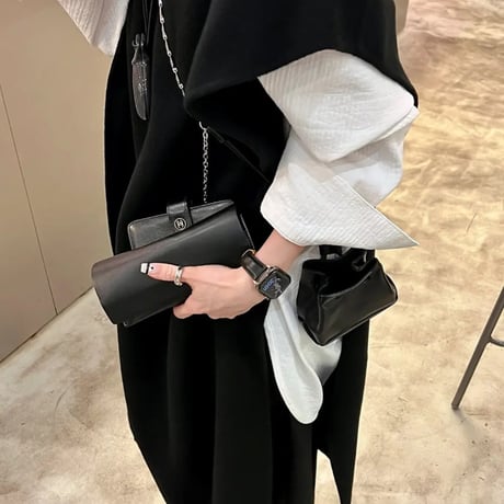 「V584」アップル ウォッチ バンド 女性 dバックル apple watch 革 バンド 高級