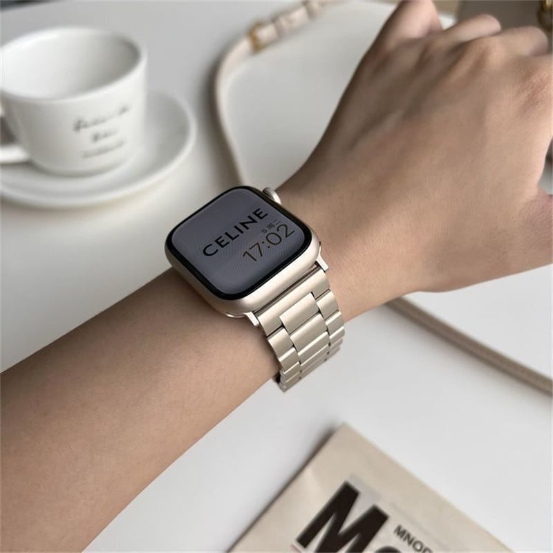 アップルウォッチ純正
42mm ゴールド/レッド
ナイロンバンド　新品未開封！！ Apple Apple Watch Series 6 GPSモデル 40mm MG143J/A [ディープ