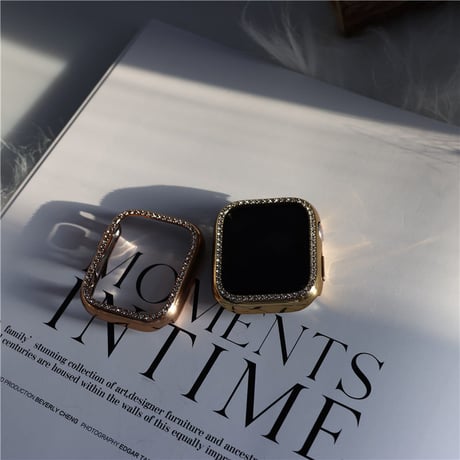 「V113」四葉のクローバー アップル ウォッチ バンド 女性 Apple Watch Ultra/8/7/se バンド アクセサリー