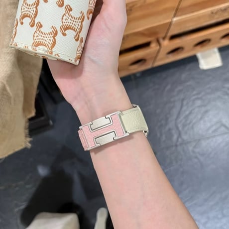 「V706」アップルウォッチバンド マグネット 42mm/46mm apple watch 革 バンド 高級
