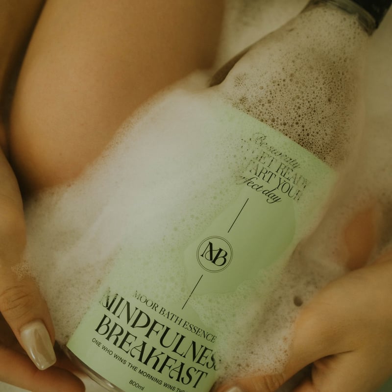 MOOR BATH ESSENCE 800ml | MINDFULNESS BREAKFAST