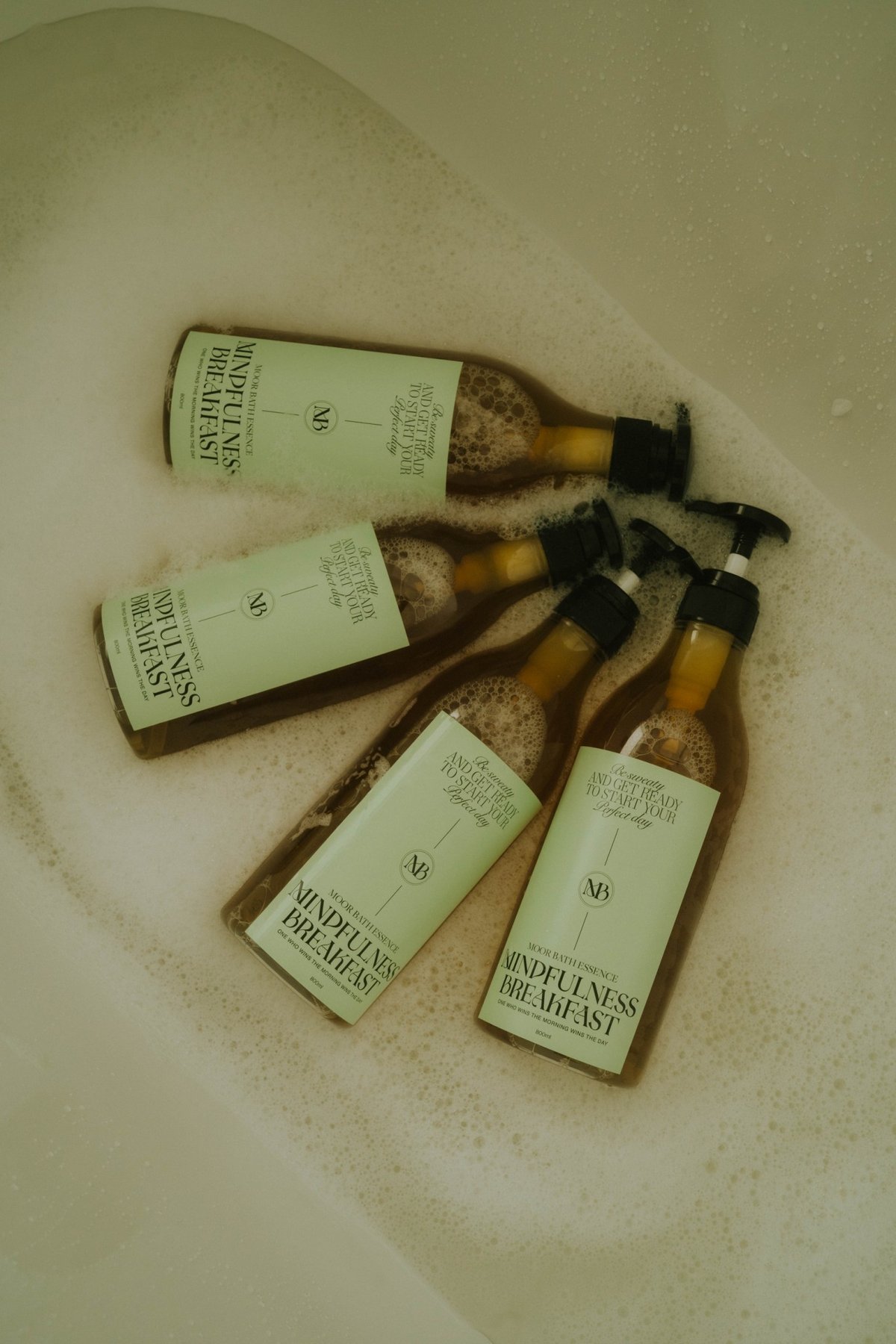 MOOR BATH ESSENCE 800ml | MINDFULNESS BREAKFAST