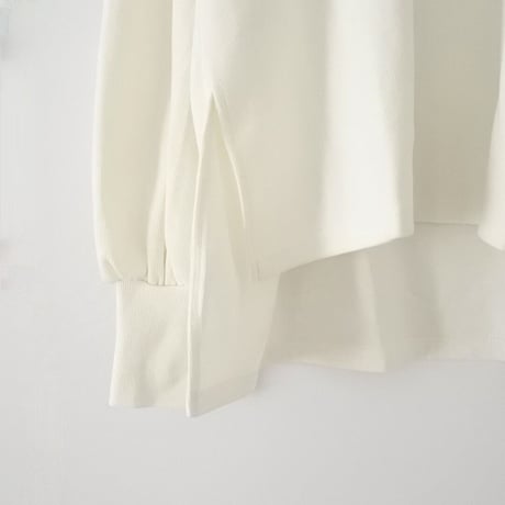 リブボリューム 袖 プルオーバー （IVORY）