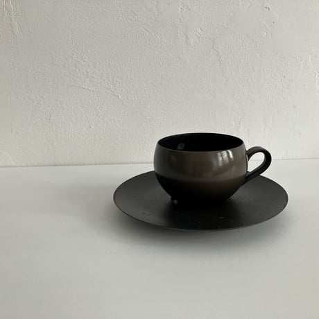 森岡希世子/黒コーヒーカップ＆ソーサー