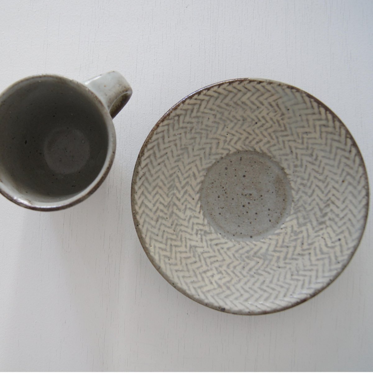 島岡桂/縄文象嵌デミタスカップ＆ソーサー | HAKUTO