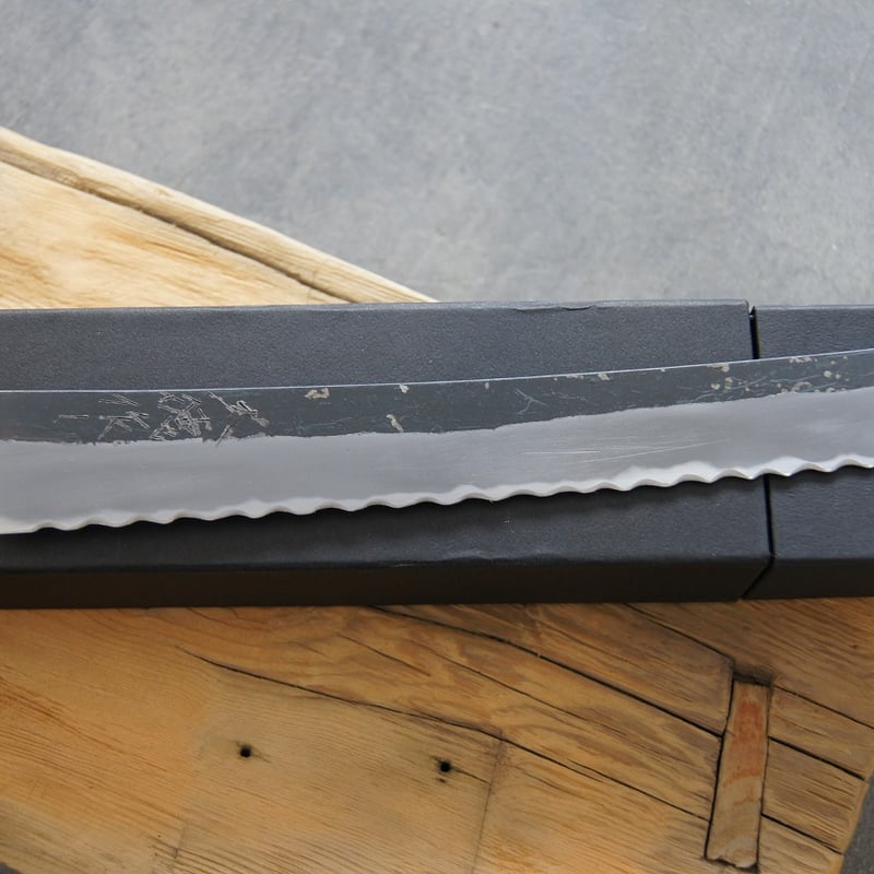 赤畠大徳/黒打ちパン切り包丁210mm | HAKUTO