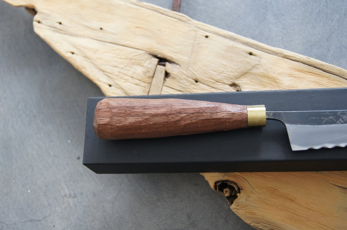 赤畠大徳/黒打ちパン切り包丁210mm | HAKUTO